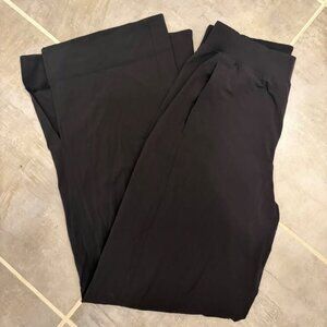 Lululemon Stretch Woven High-Rise Wide-Leg Pant in Black